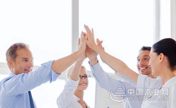 半导体行业库存逐步恢复 瑞银看好德州仪器(TXN.US)、瑞萨电子(RNECY.US)及英飞凌(IFNNY.US)