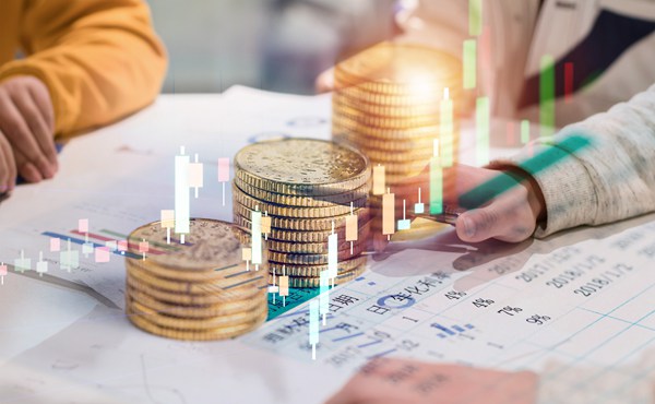 全球铝罐需求强劲，鲍尔包装(BALL.US) Q2业绩超预期并上调全年利润指引